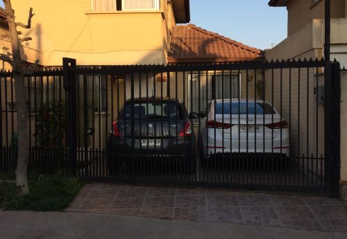 Oportunidad: Hermosa Casa con Piscina en Ciudad Satélite, Maipú